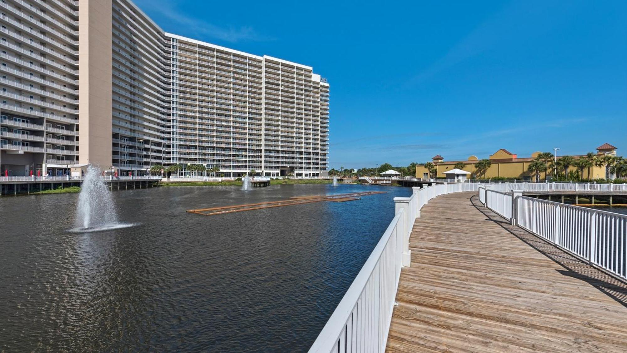 Laketown Wharf 613! Ocean View, 1 Bd, 2 Bath, And Amazing Amenities! Villa Panama City Beach Esterno foto